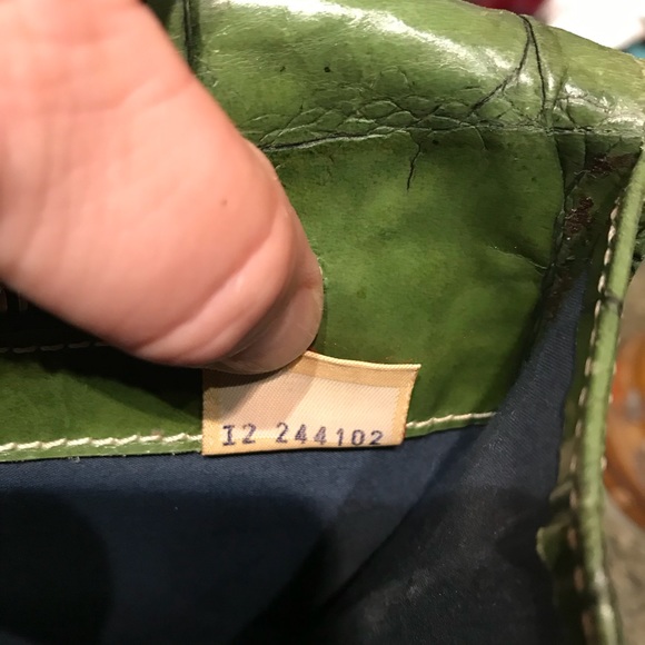 Dooney & Bourke Alligator Style Great Bag 15x10” - Picture 7 of 8